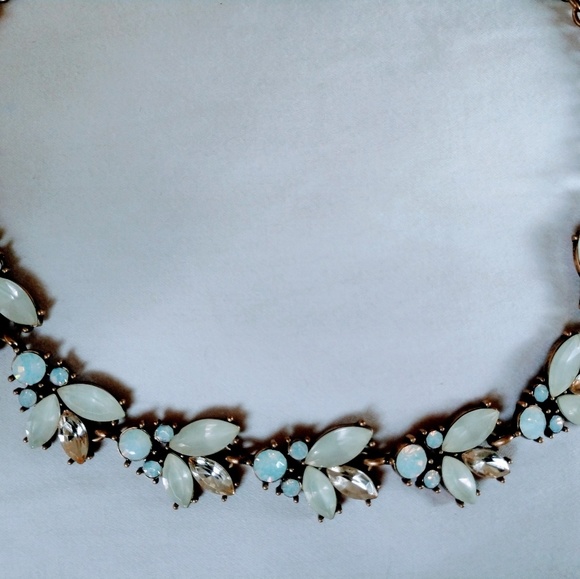 Statement necklace - Picture 2 of 4